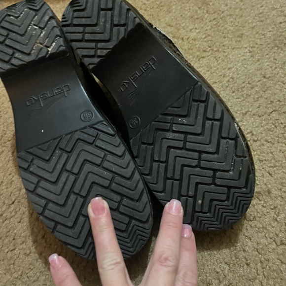 Dansko Size 36 - Picture 3 of 3